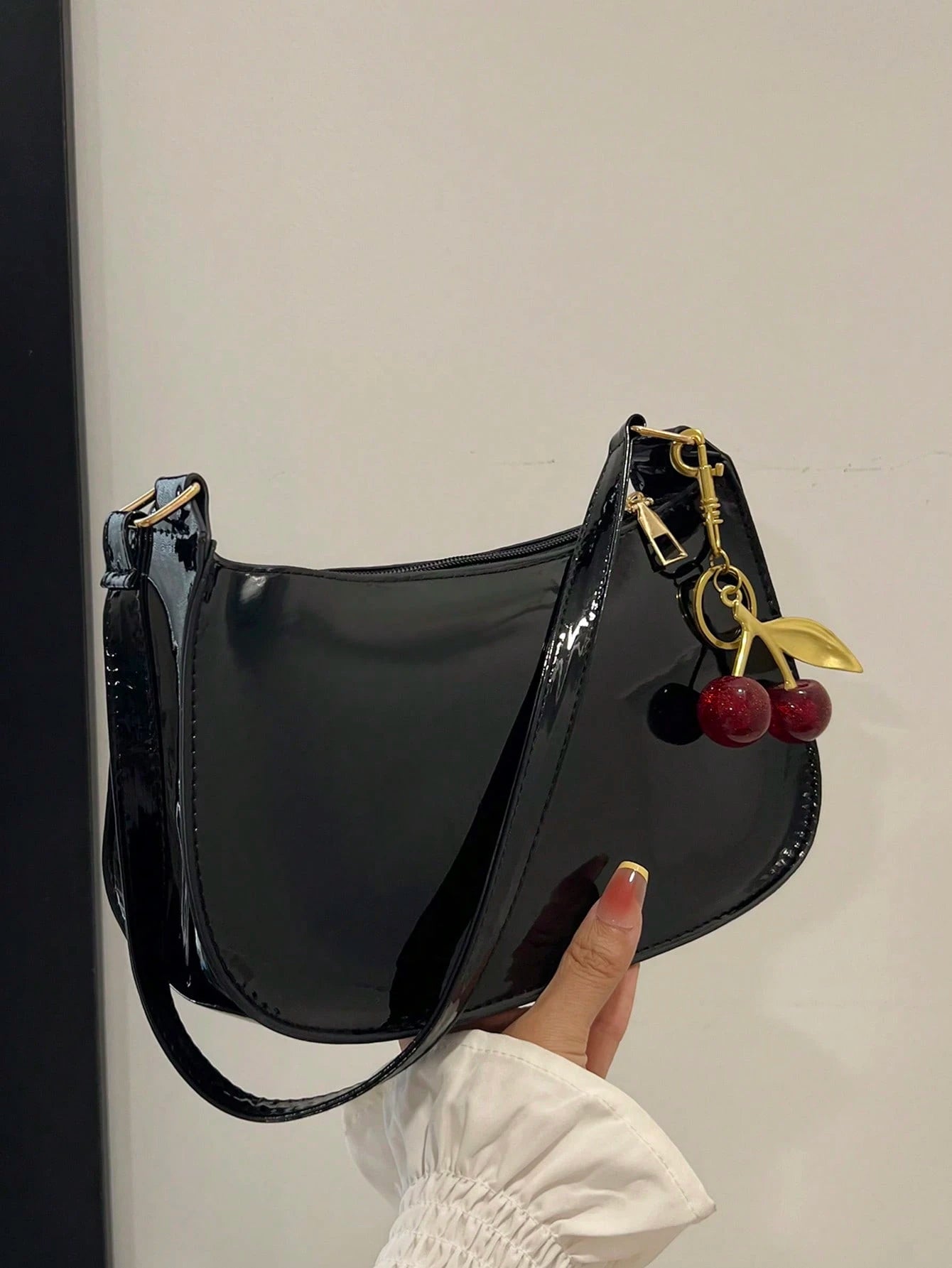 Irene – Minimalist Faux Leather Shoulder Bag