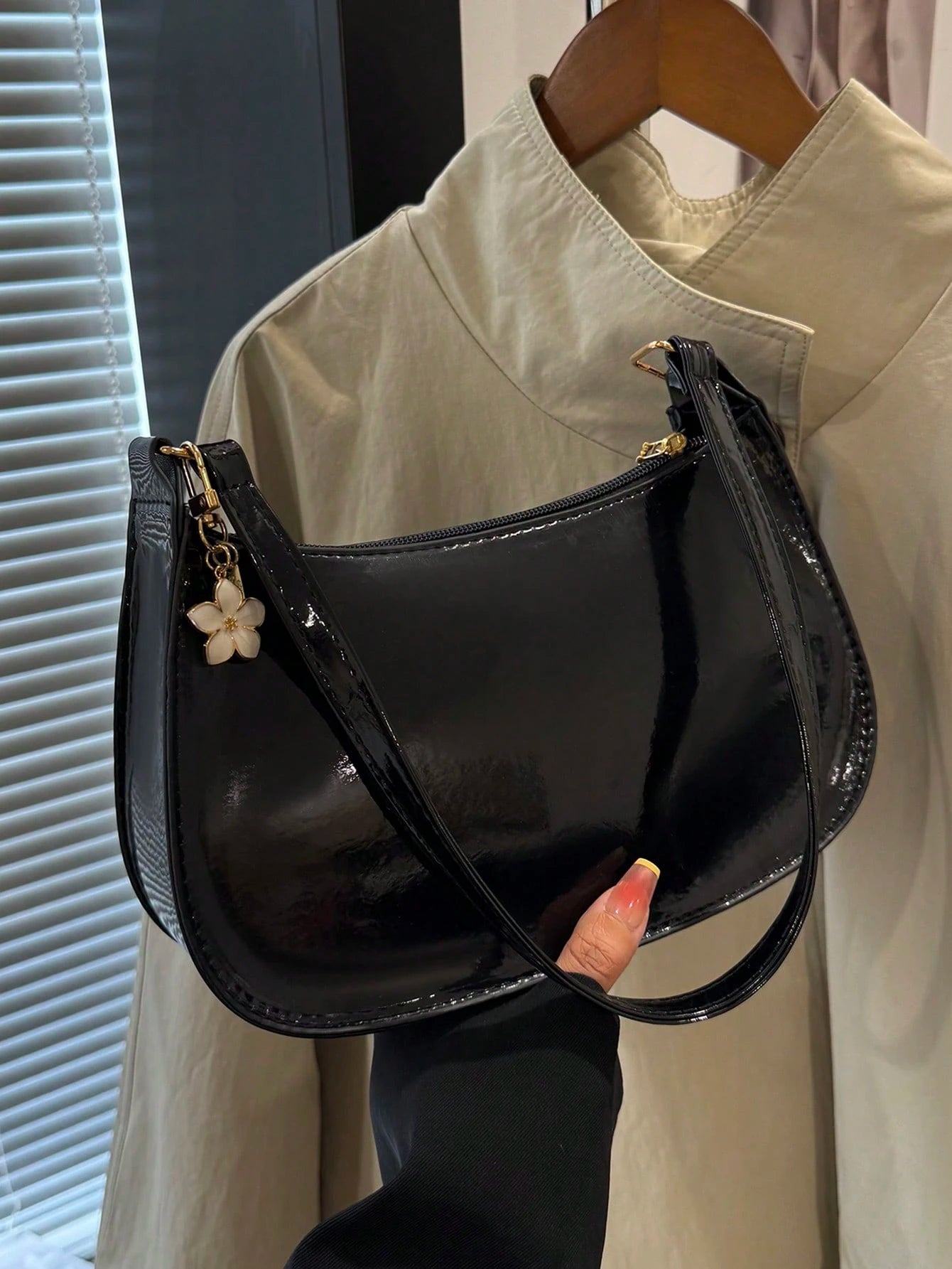 Irene – Minimalist Faux Leather Shoulder Bag