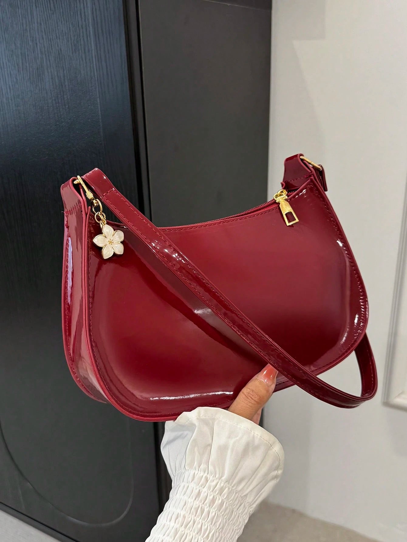 Irene – Minimalist Faux Leather Shoulder Bag