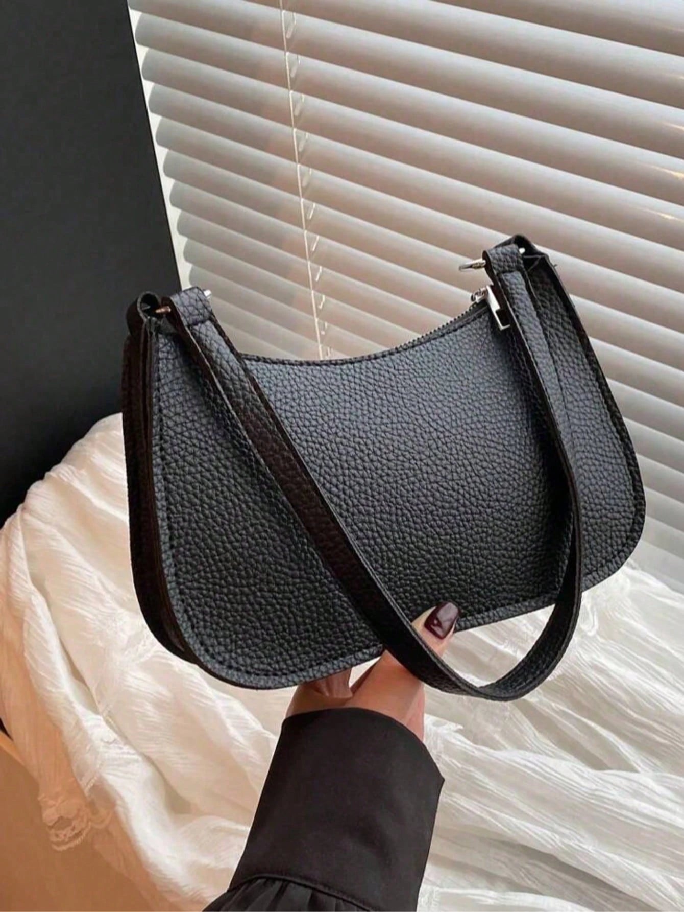 Irene – Minimalist Faux Leather Shoulder Bag