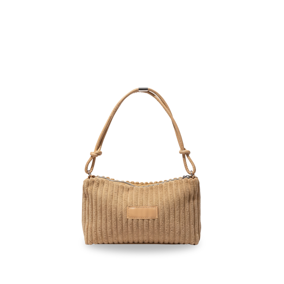 Irene – Straw Crescent Shoulder Bag with Metal Chain