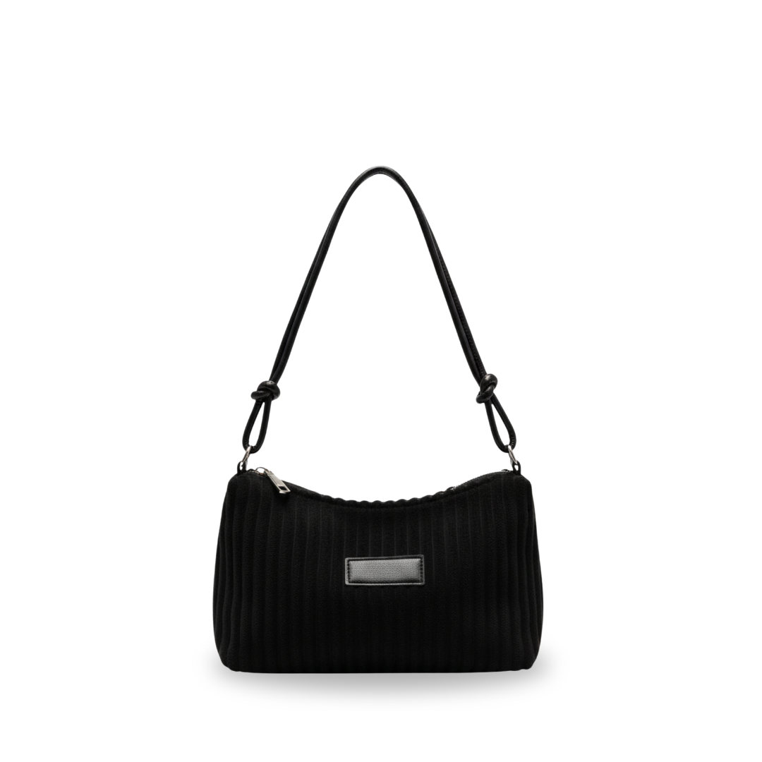 Irene – Straw Crescent Shoulder Bag with Metal Chain