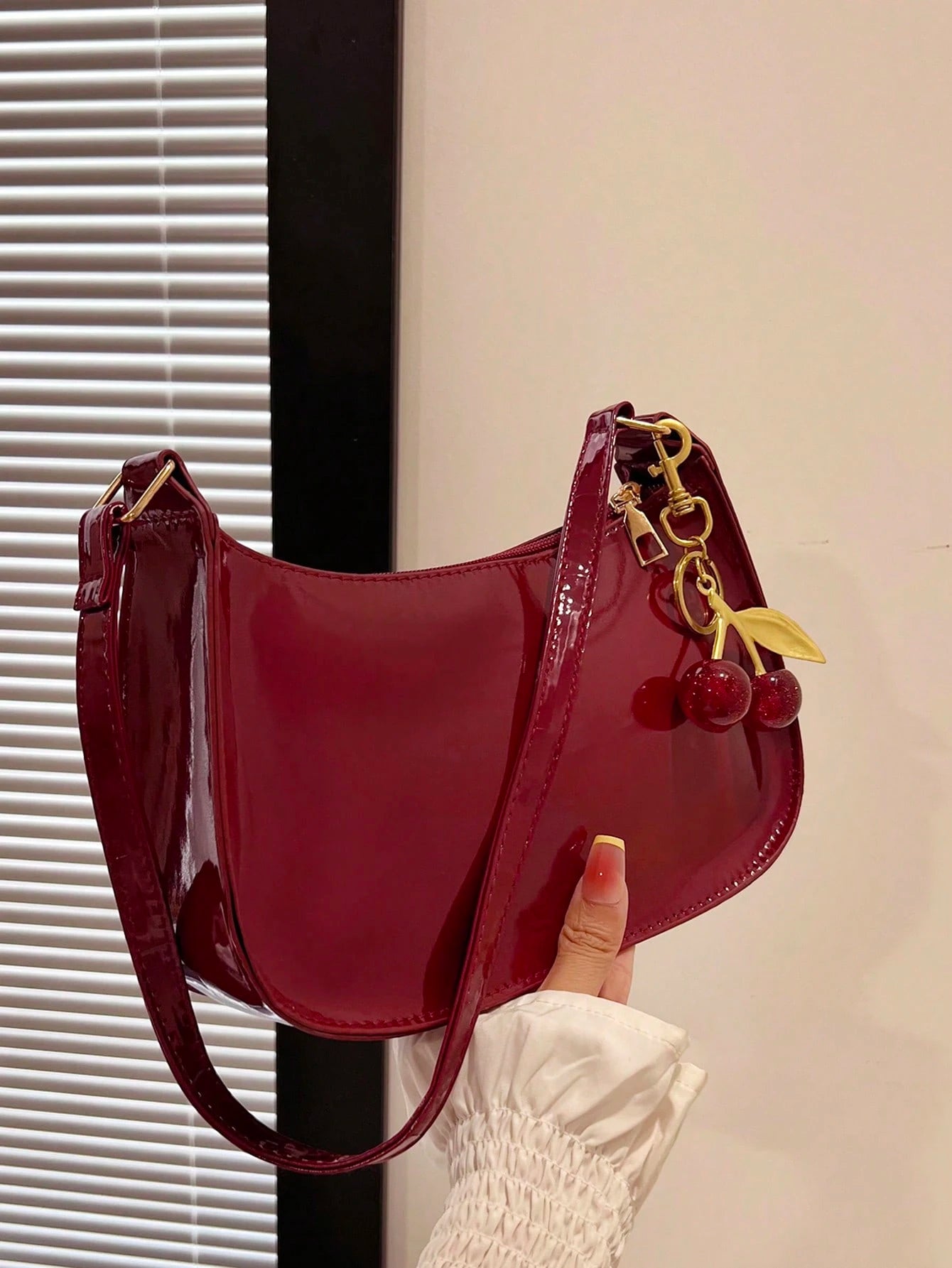 Irene – Minimalist Faux Leather Shoulder Bag