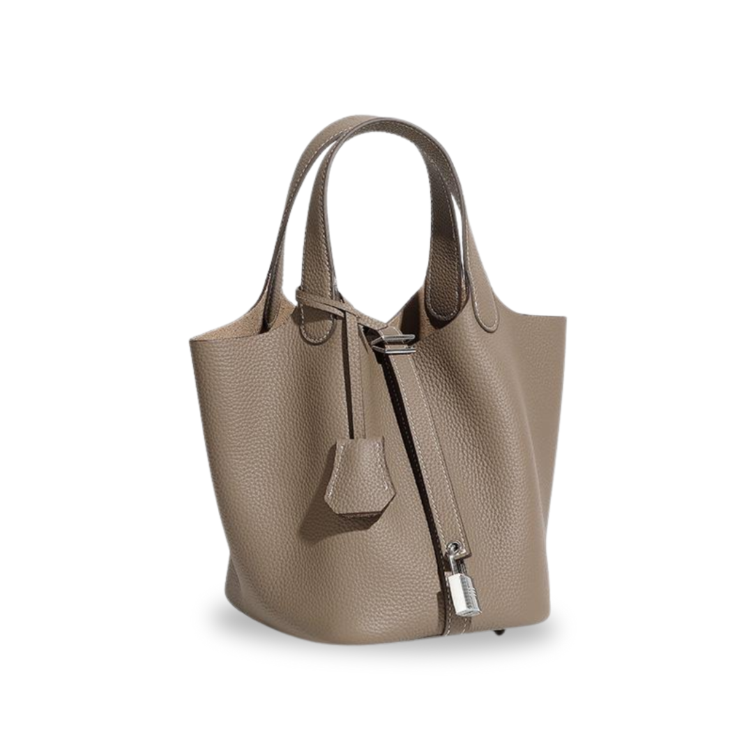 Irene – Lightweight Stylish Leather Bucket Bag